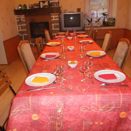 Caux-Breizh Bed & Breakfast Rohan Ngoại thất bức ảnh