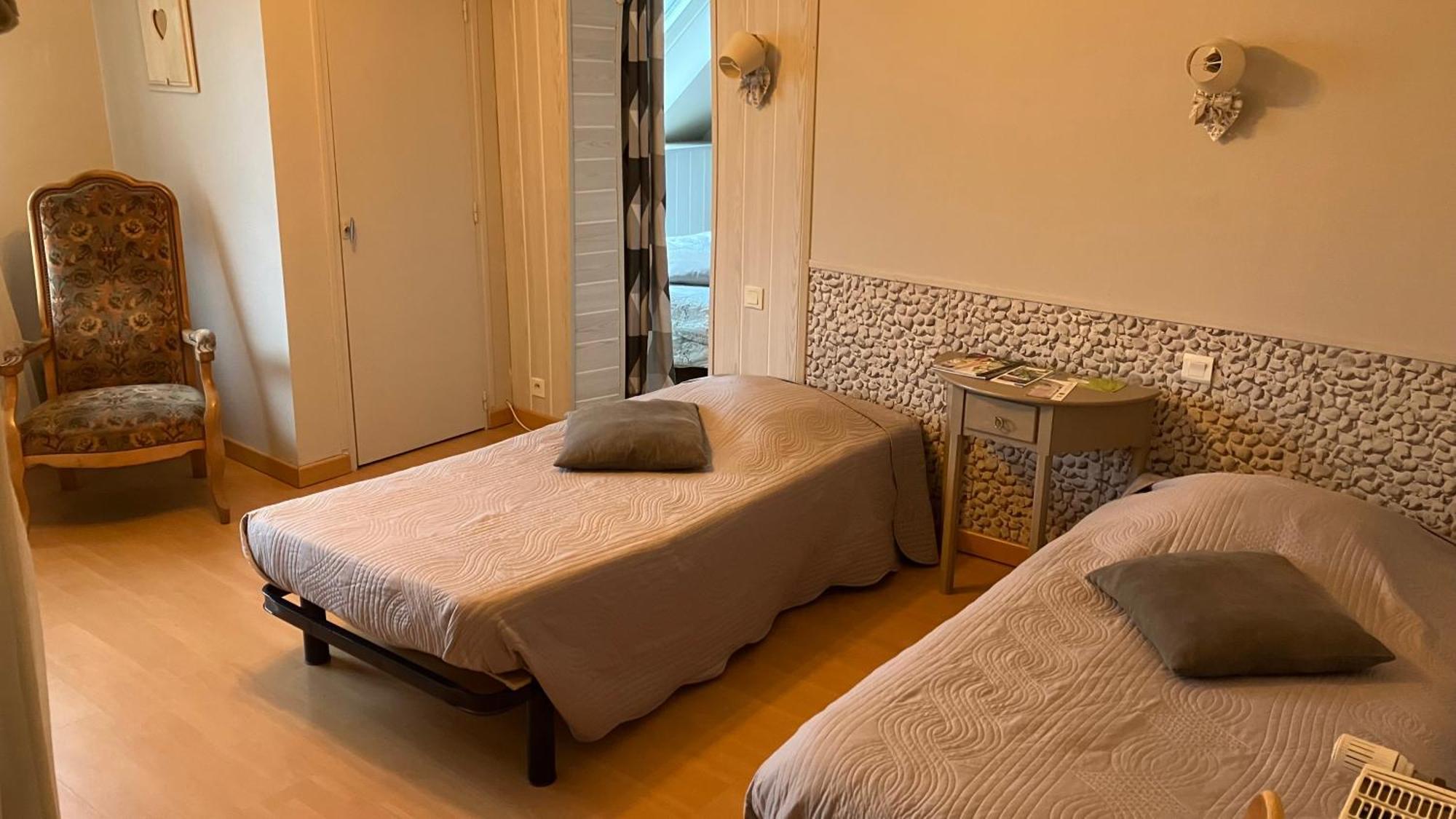 Caux-Breizh Bed & Breakfast Rohan Ngoại thất bức ảnh